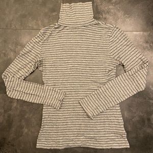Postage Stamp Layering Turtleneck